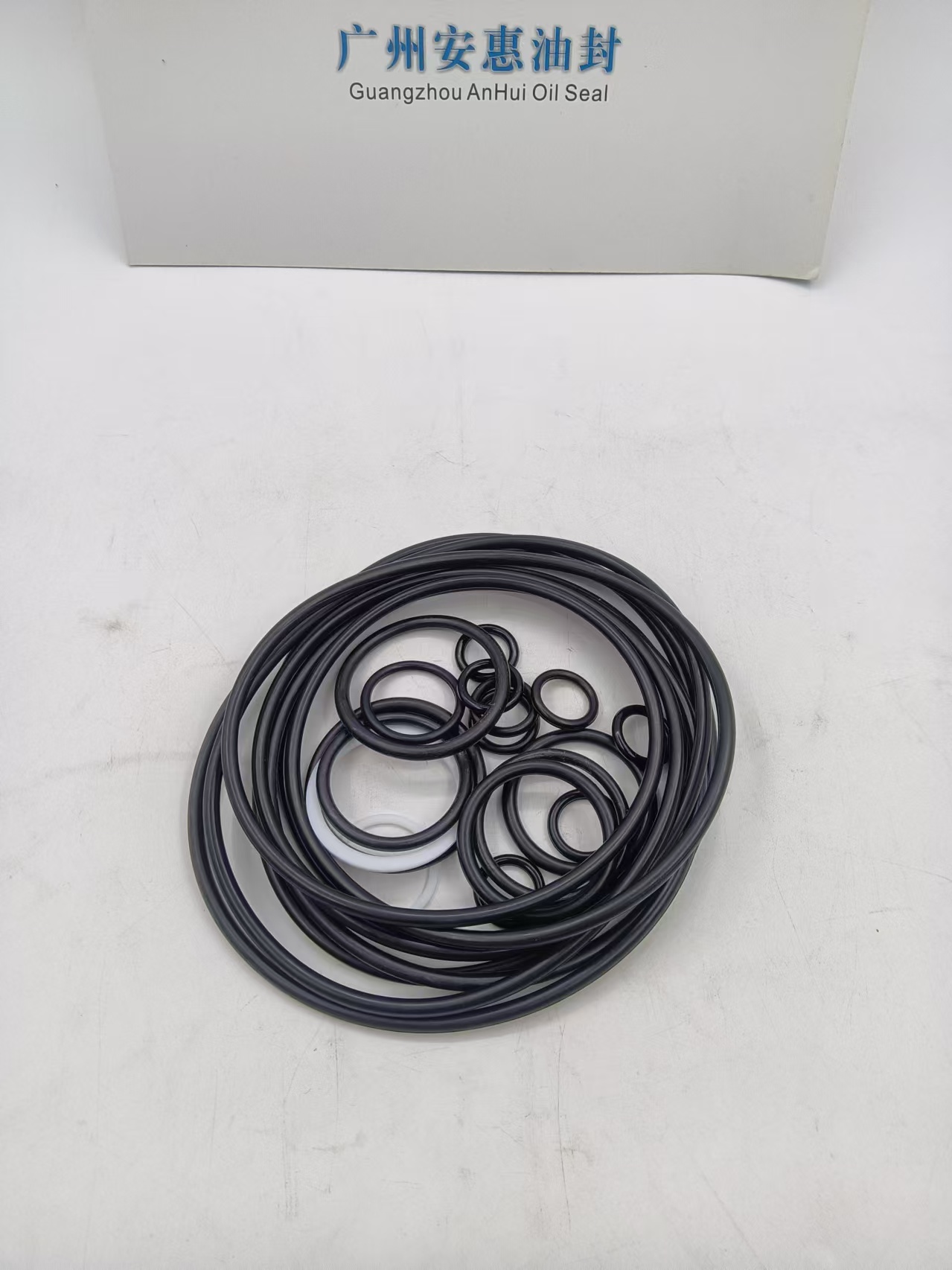 Excellent Quality Excavator Breaker Repair Parts Seal For SOOSAN SB40 Breaking Hammer Repair Kit
